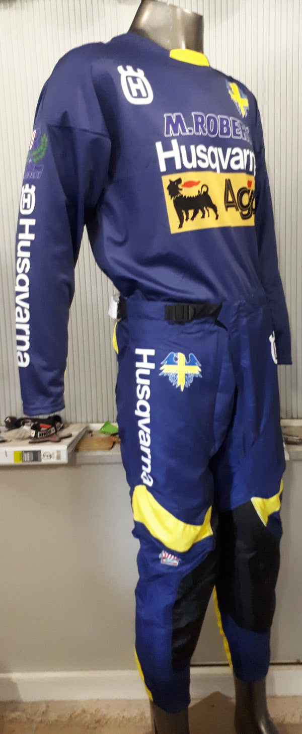 M Robert jersey Agip