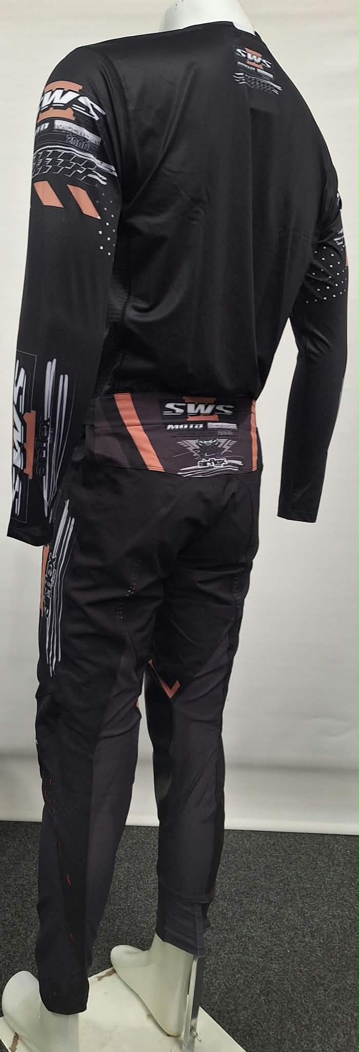2027 Millennium Collection - Black 2000