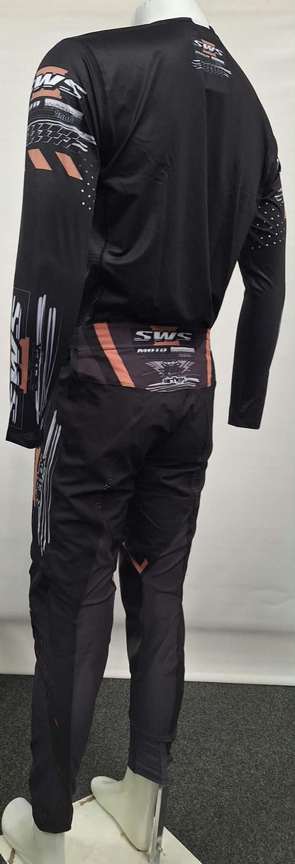 2027 Millennium Collection - Black 2000
