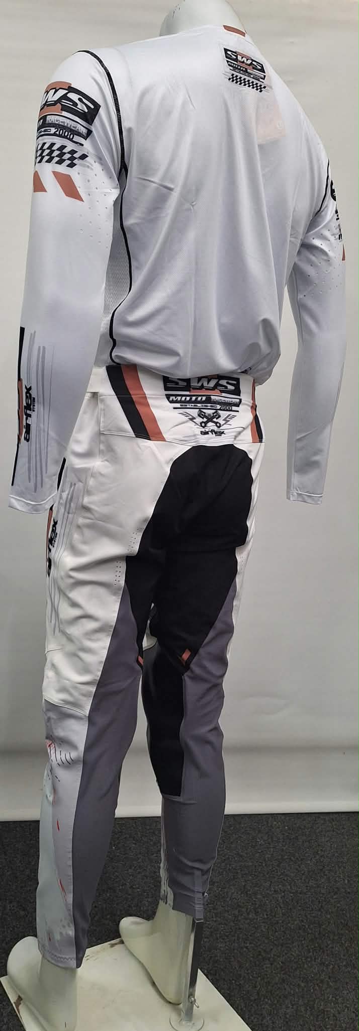 2027 Millennium Collection - White 2000