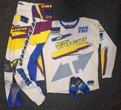 SWS Moto RS Taichi Kit White